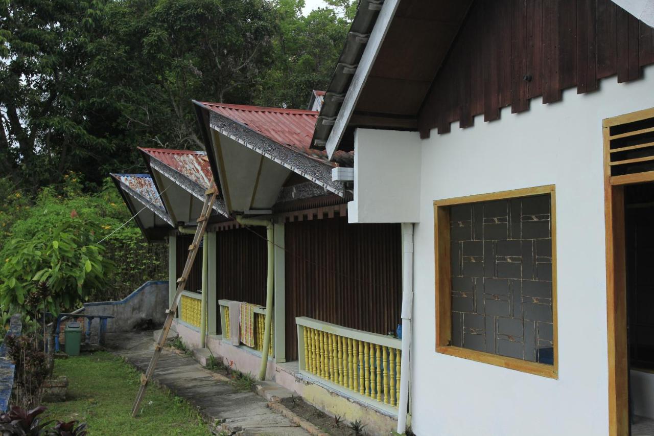 Sony Cottage Samosir Island Екстер'єр фото