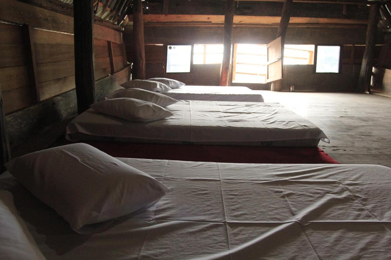 Sony Cottage Samosir Island Екстер'єр фото