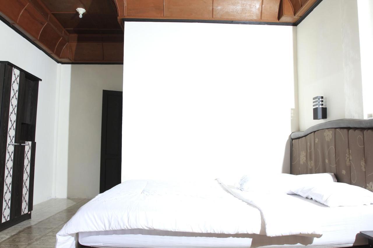 Sony Cottage Samosir Island Екстер'єр фото