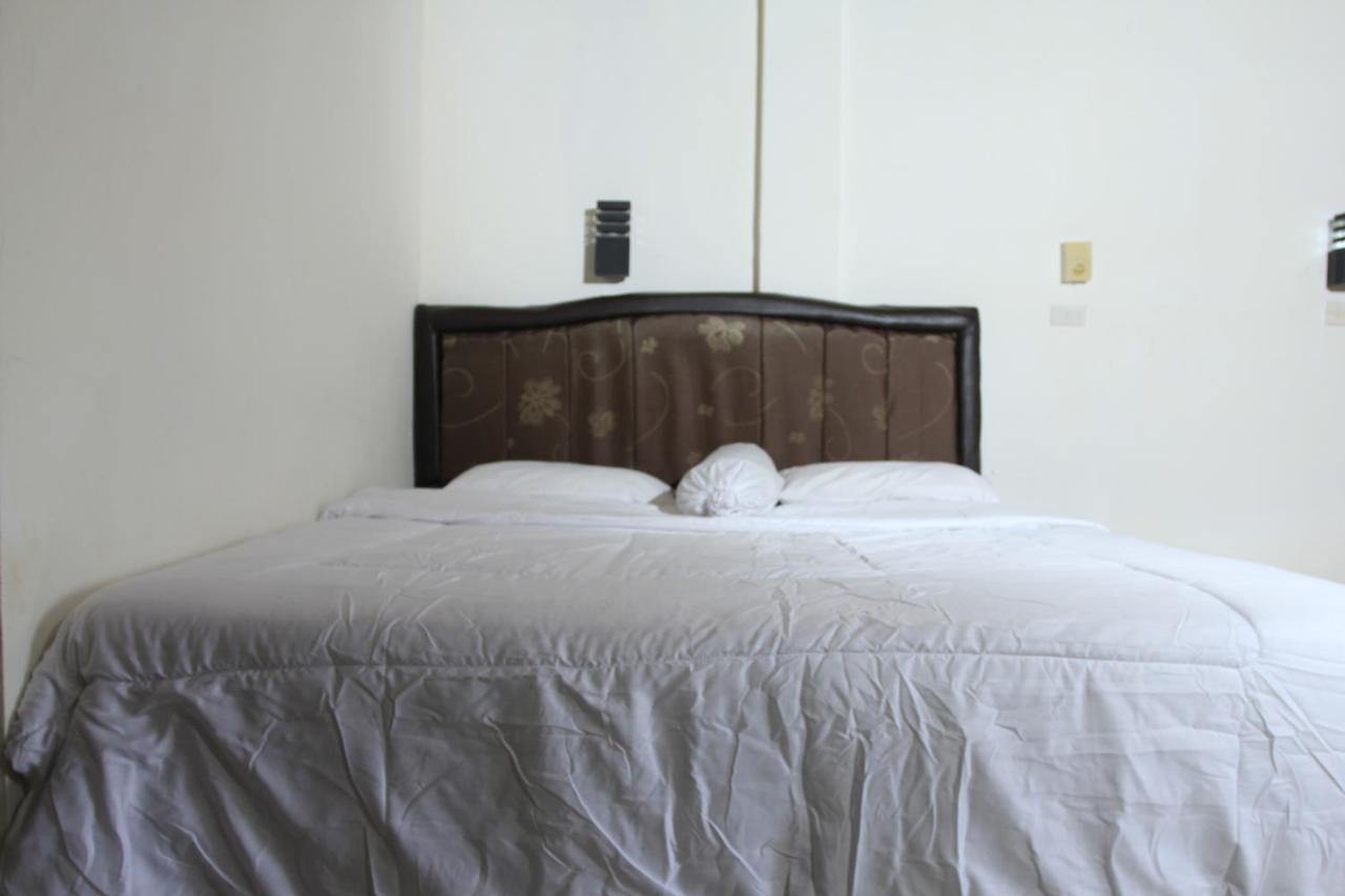 Sony Cottage Samosir Island Екстер'єр фото