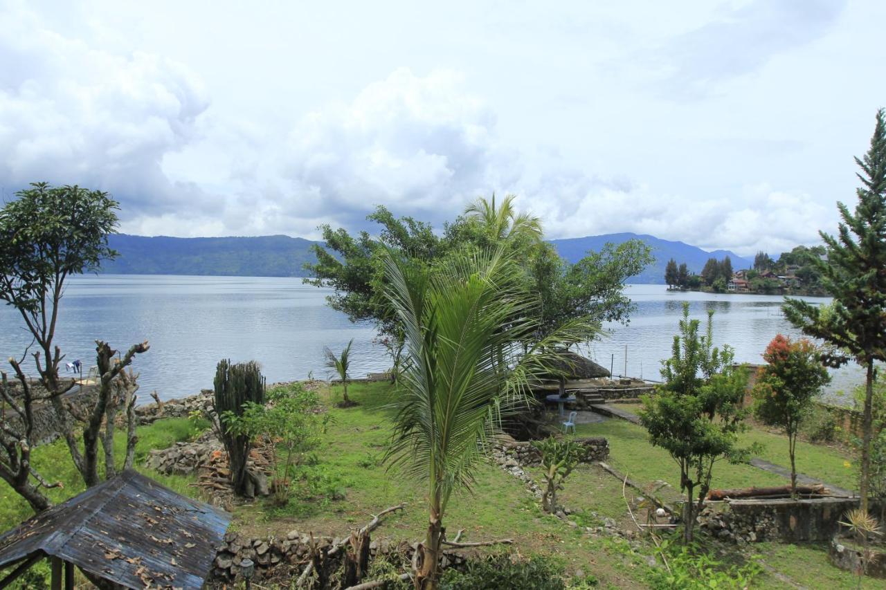 Sony Cottage Samosir Island Екстер'єр фото
